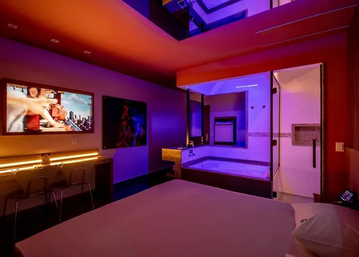Motel Belle (Adults Only)